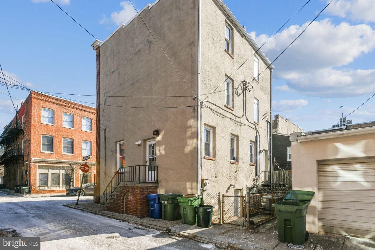 512 Warner Street photo 36