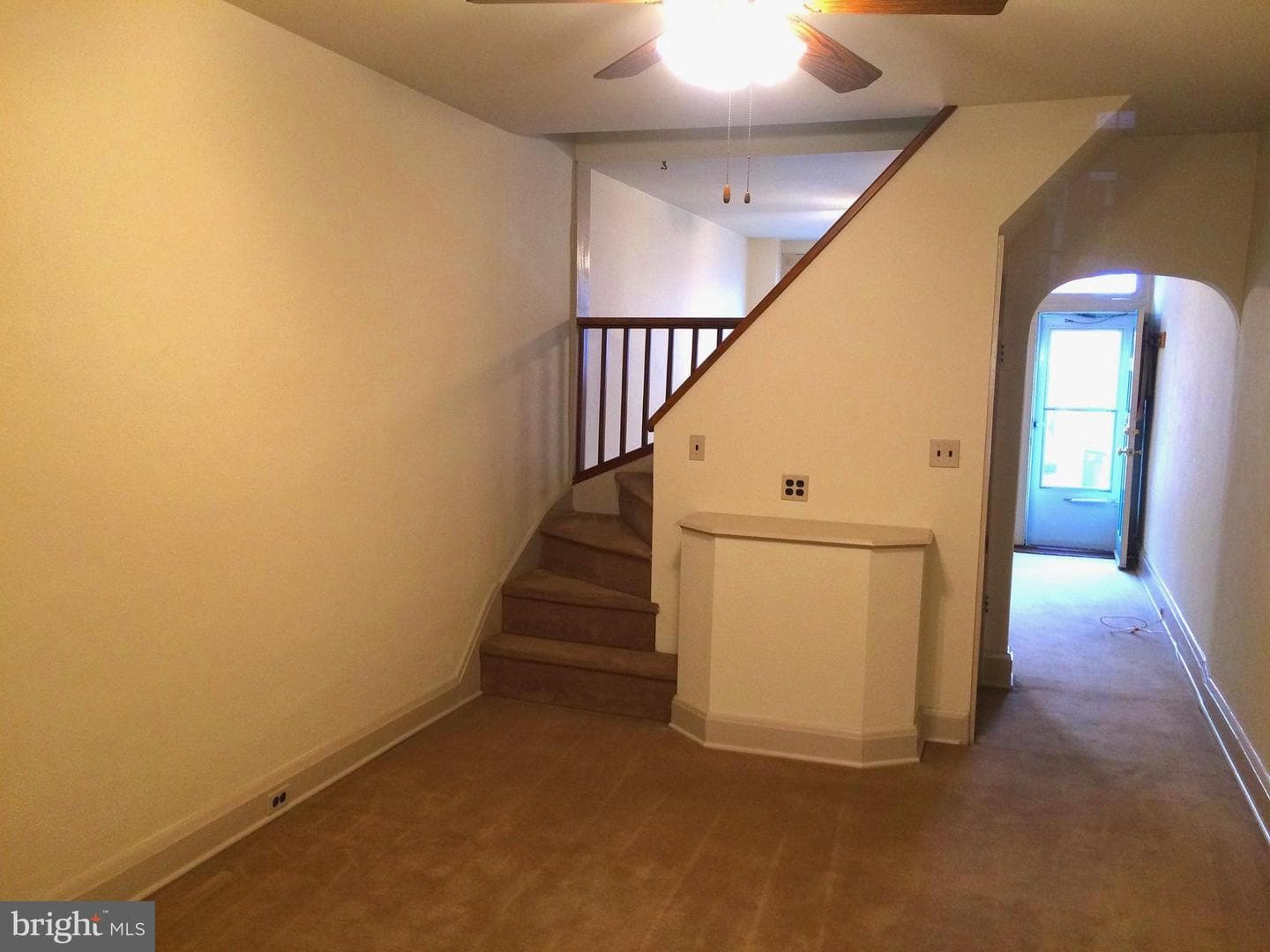825 S Decker Avenue photo 4