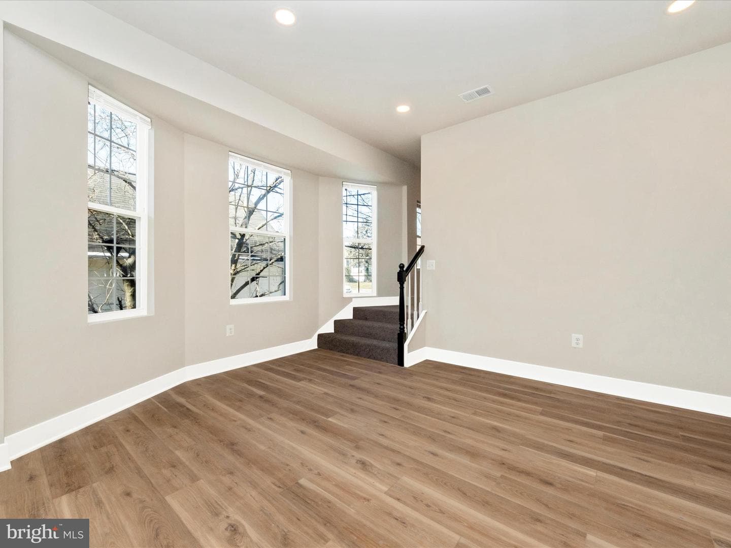 2919 Woodland Avenue photo 11