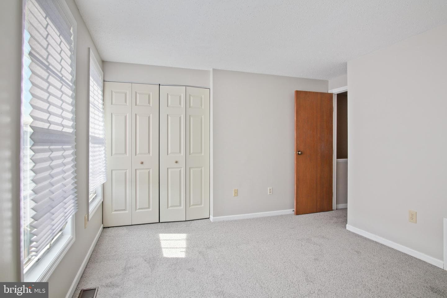1102 Laurens Street photo 21