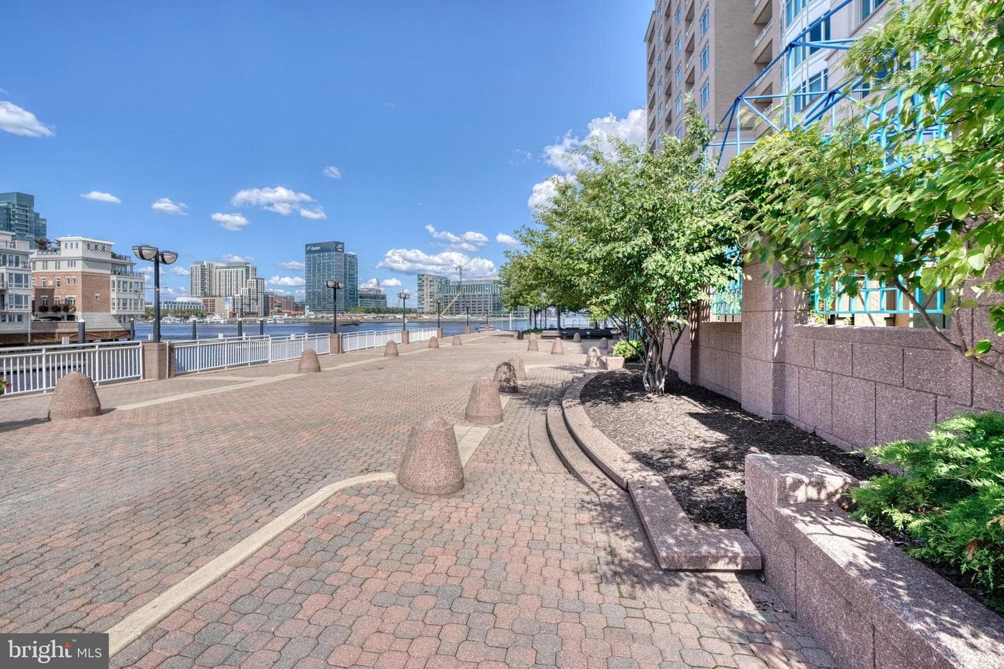 100 Harborview Drive #705 photo 34