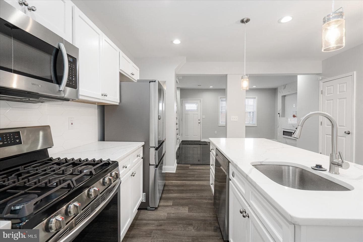 3834 Derby Manor Drive photo 9