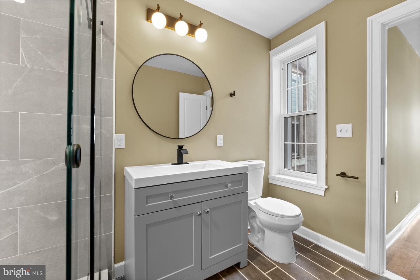 1024 N Fulton Avenue photo 41
