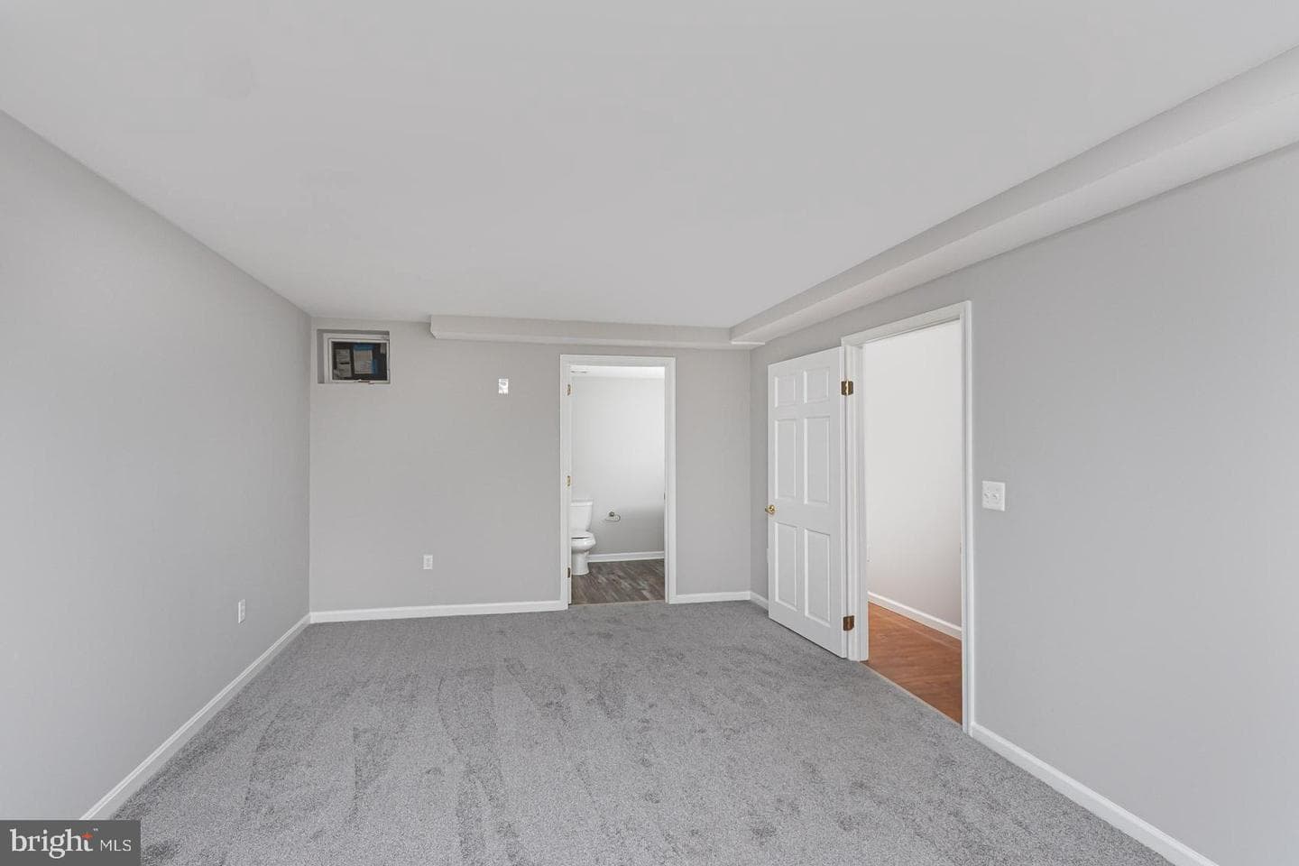 1322 W Lombard Street photo 21