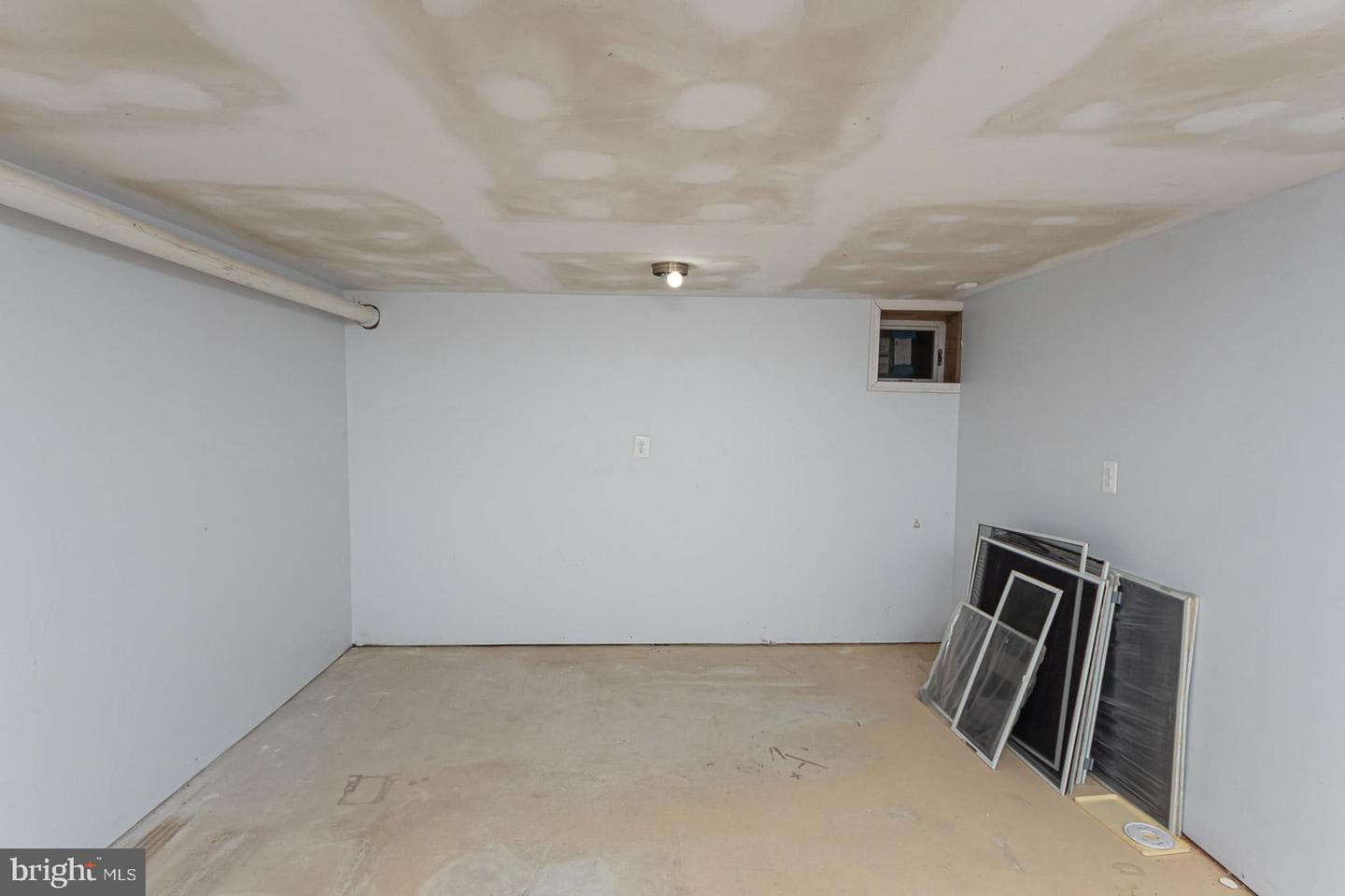 1322 W Lombard Street photo 24