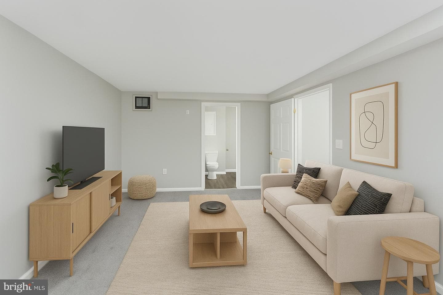 1322 W Lombard Street photo 4