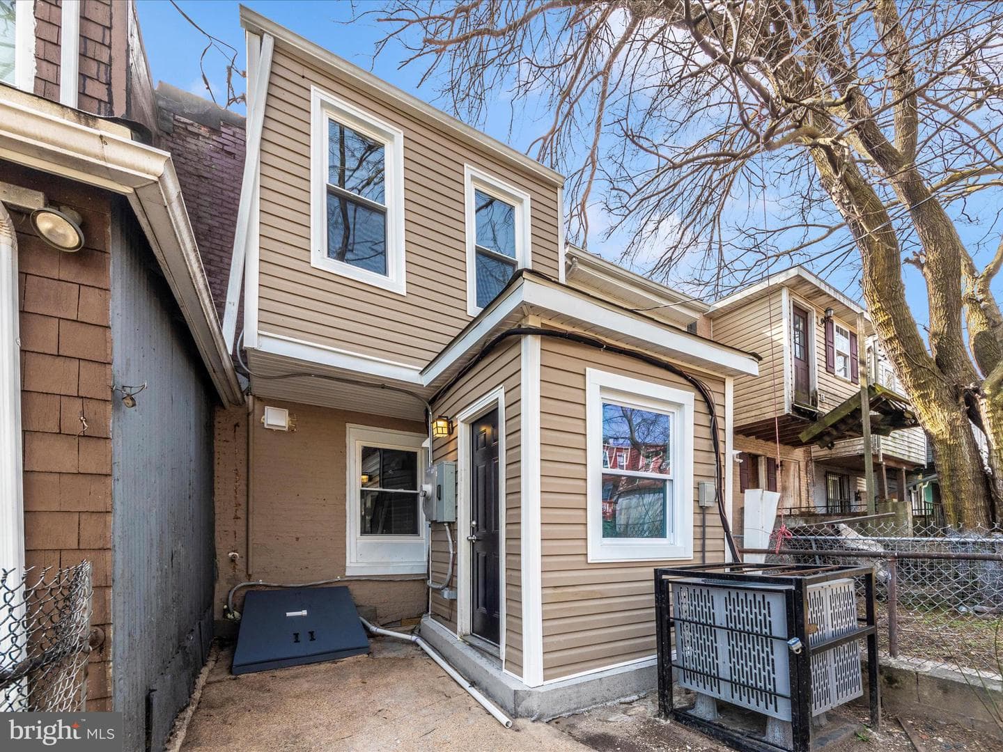 2014 Cliftwood Avenue photo 47