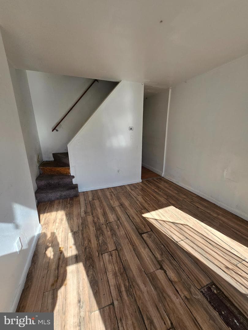1221 Bayard Street photo 7