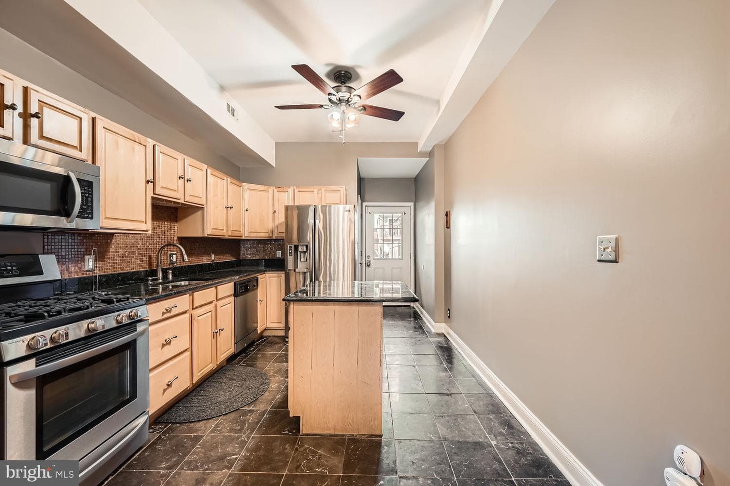 1534 S Hanover Street photo 10