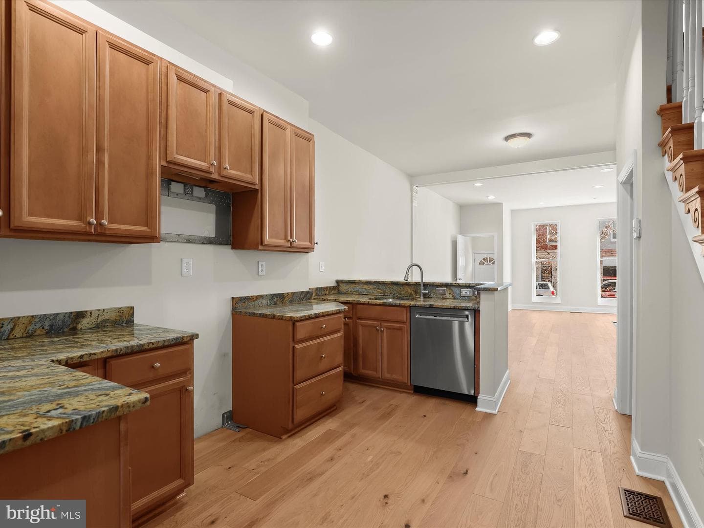 1614 N Caroline Street photo 14