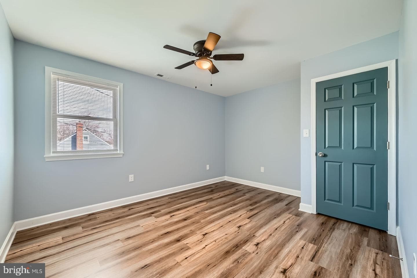 7213 Glenoak Avenue photo 28
