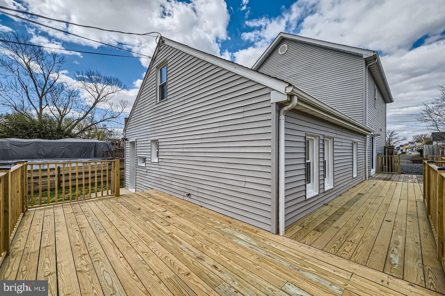 7213 Glenoak Avenue photo 41