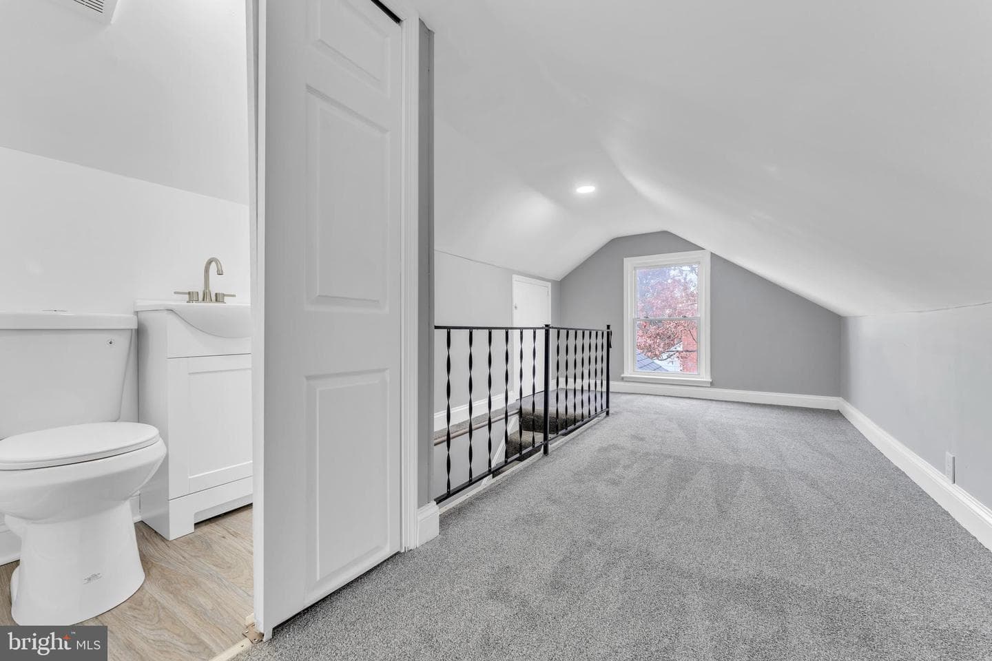 1105 Gittings Avenue photo 16