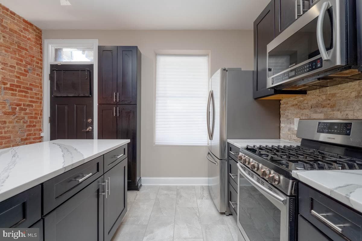 16 N Ellwood Avenue photo 14