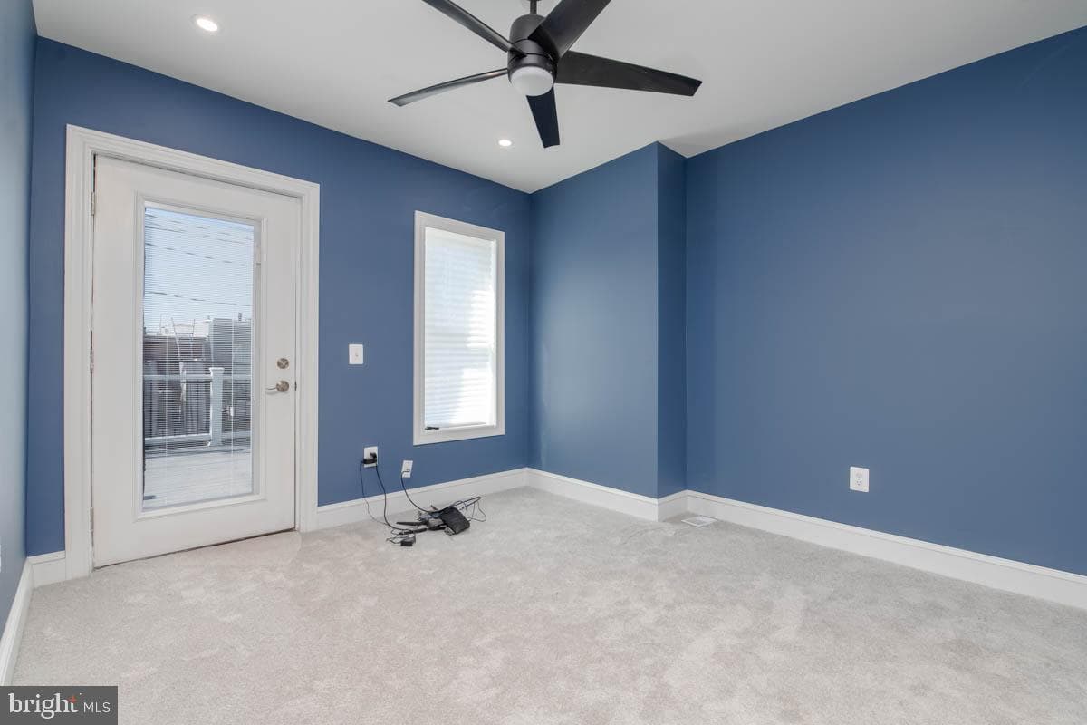 16 N Ellwood Avenue photo 17