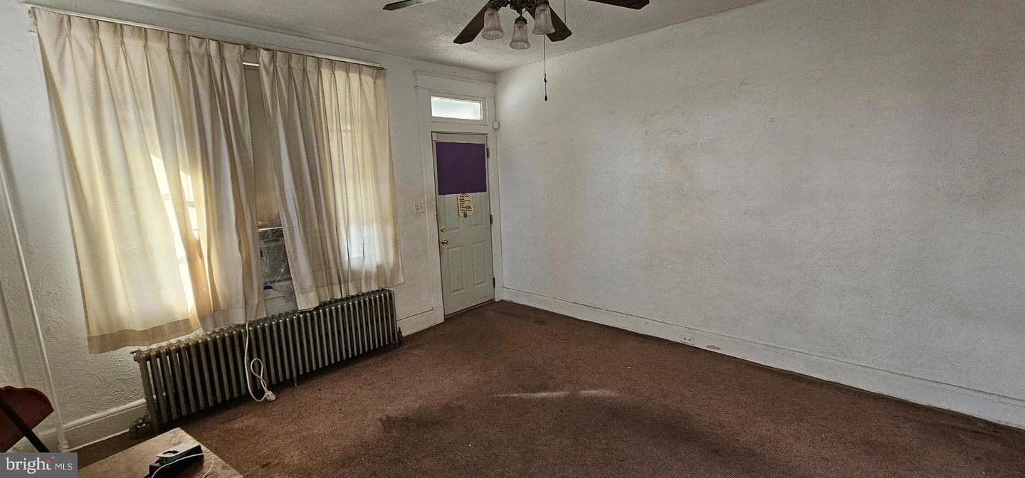 2527 Denison Street photo 3