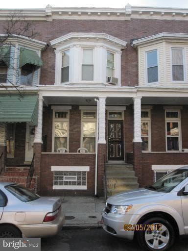 1630 Moreland Avenue photo 1