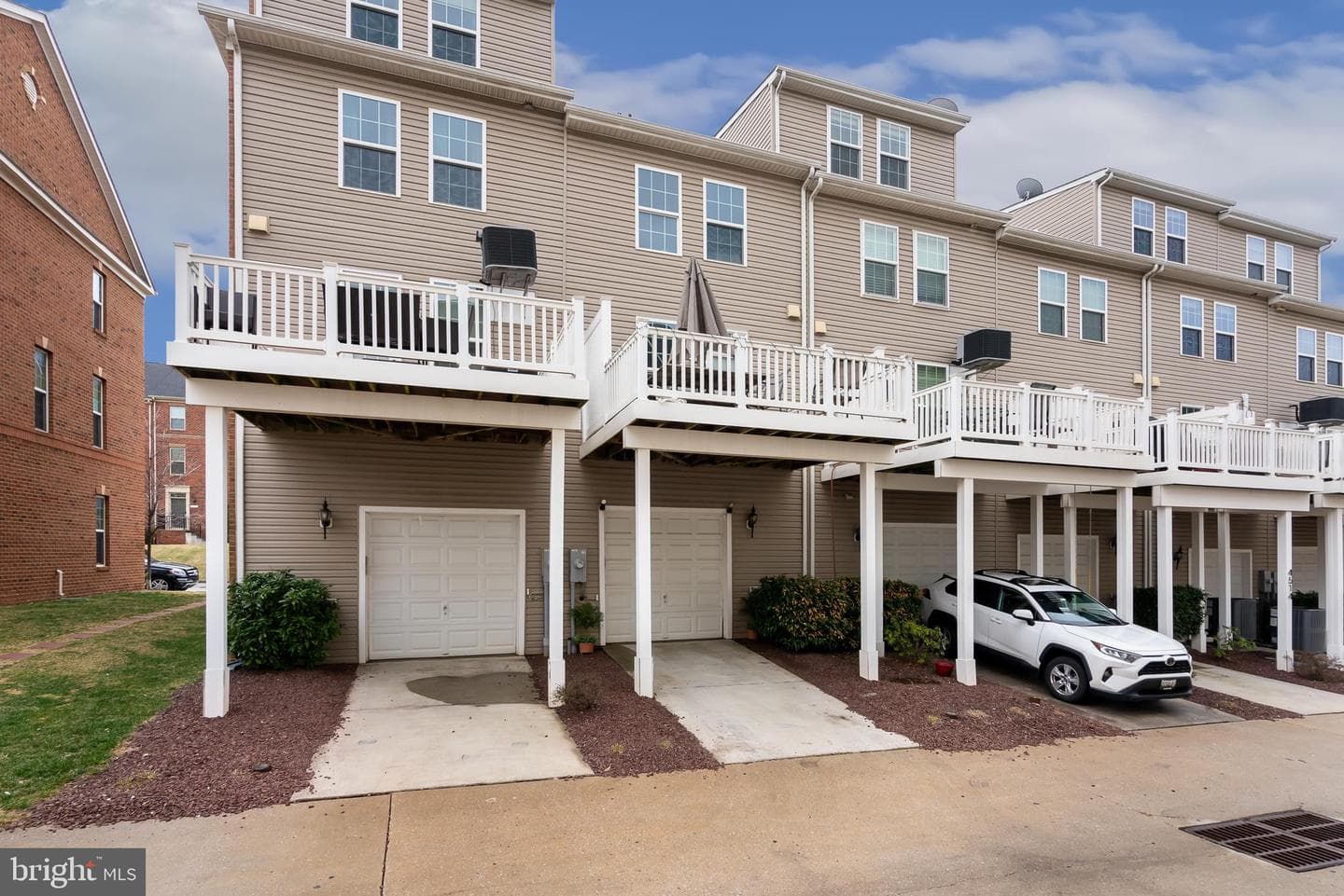 4518 Fait Avenue photo 27