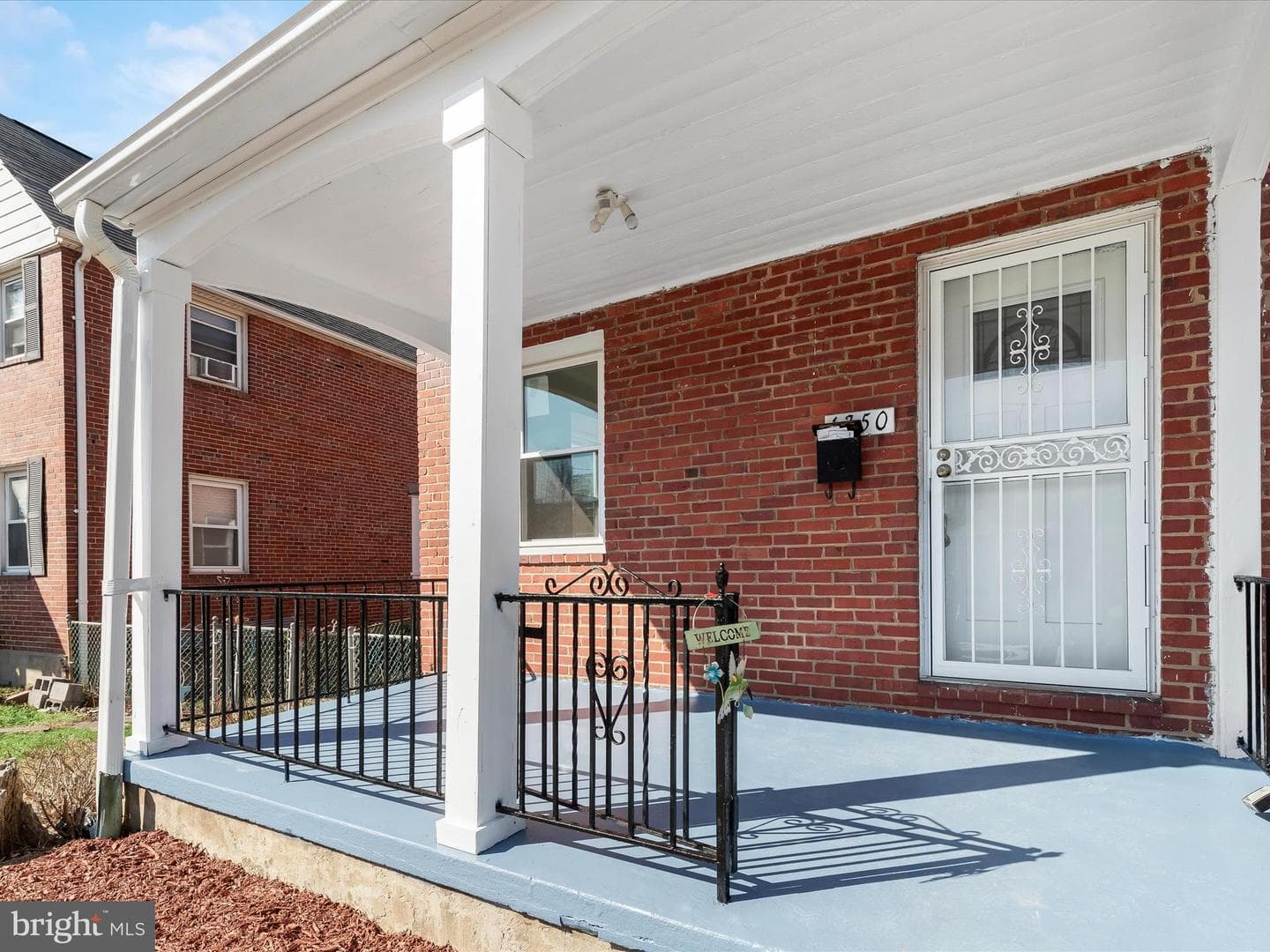 1350 Pentwood Road photo 2