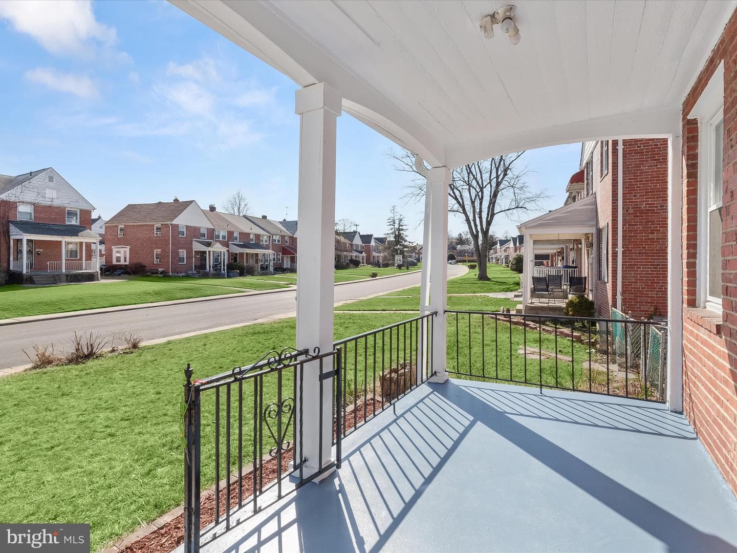 1350 Pentwood Road photo 3