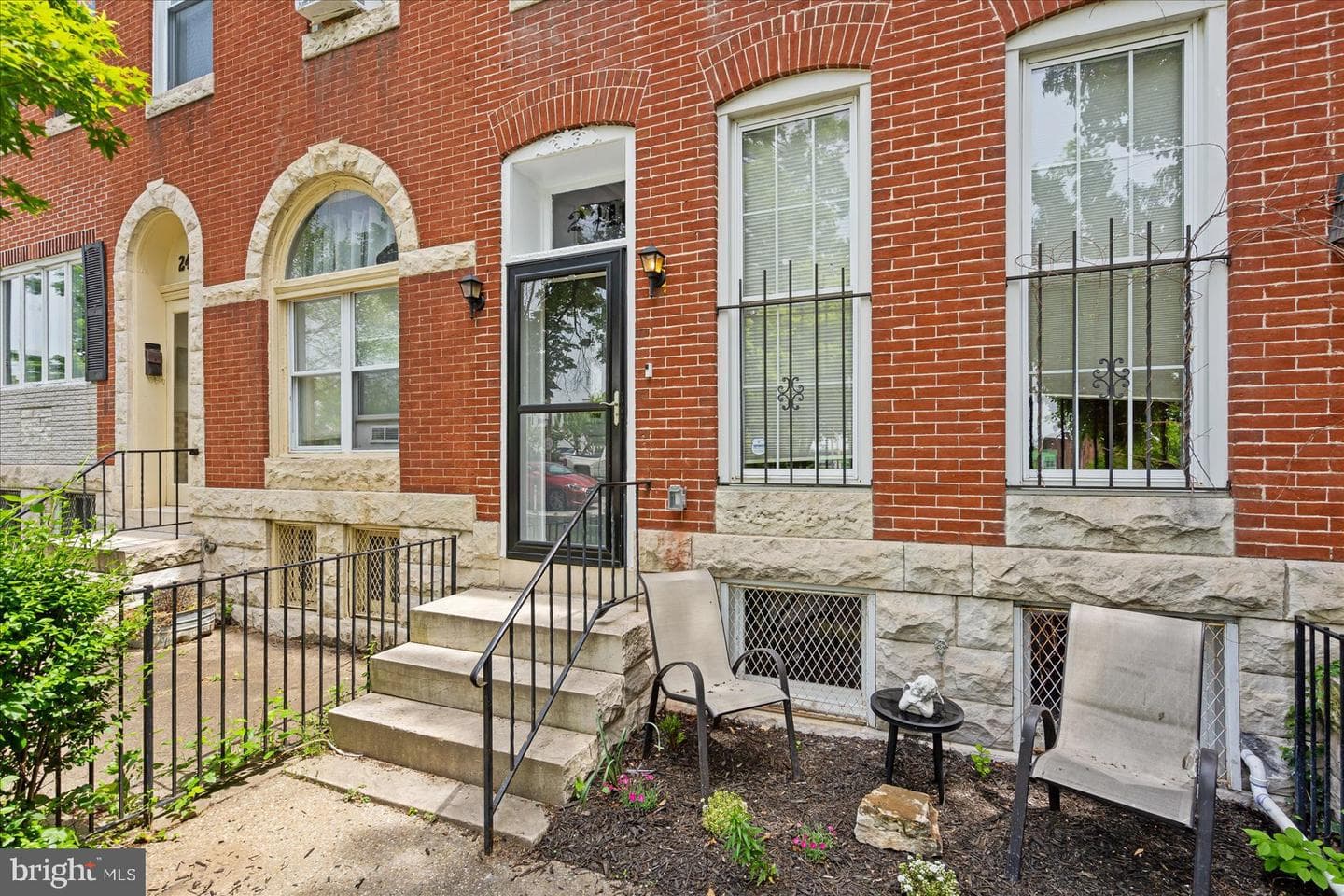 2411 Maryland Avenue photo 45