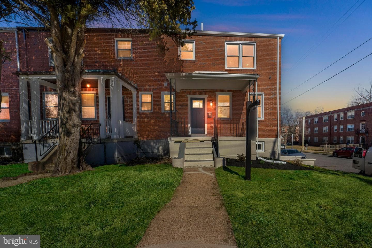 3324 Dolfield Avenue photo 2