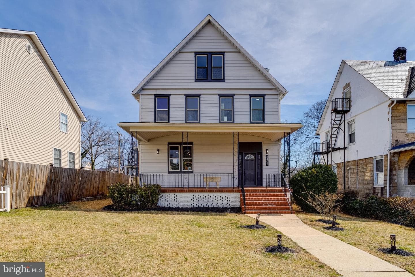 2409 Garrison Boulevard photo 1