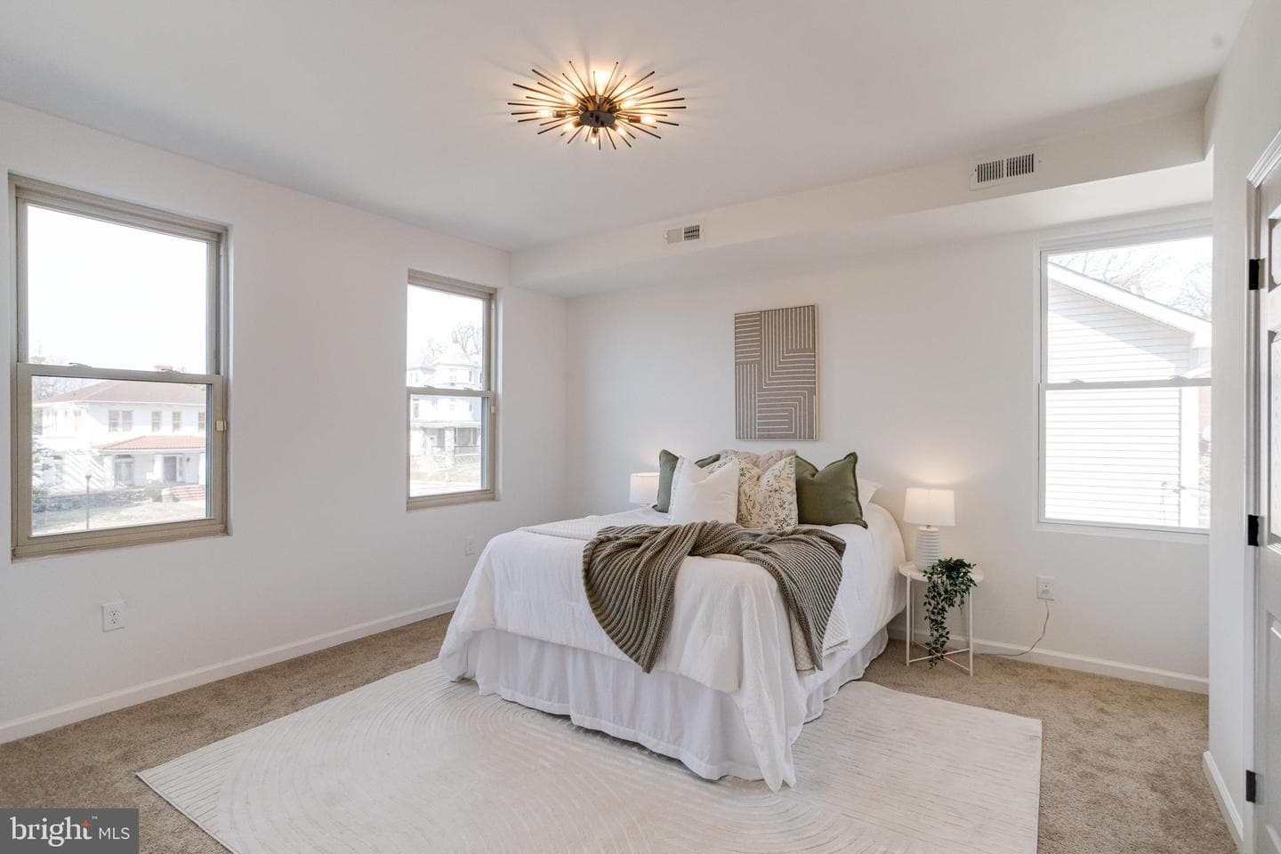 2409 Garrison Boulevard photo 29