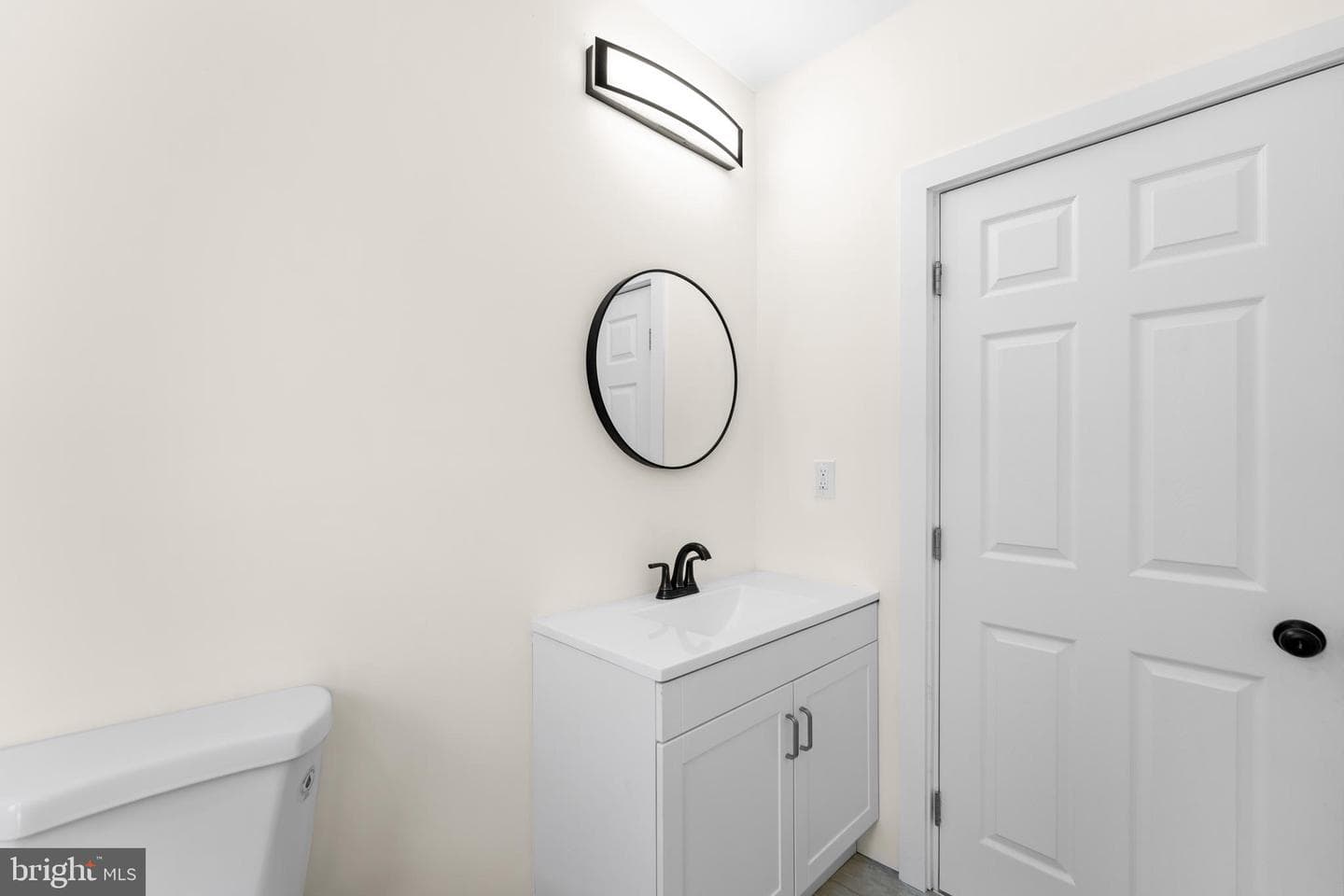 509 Mccabe Avenue photo 32