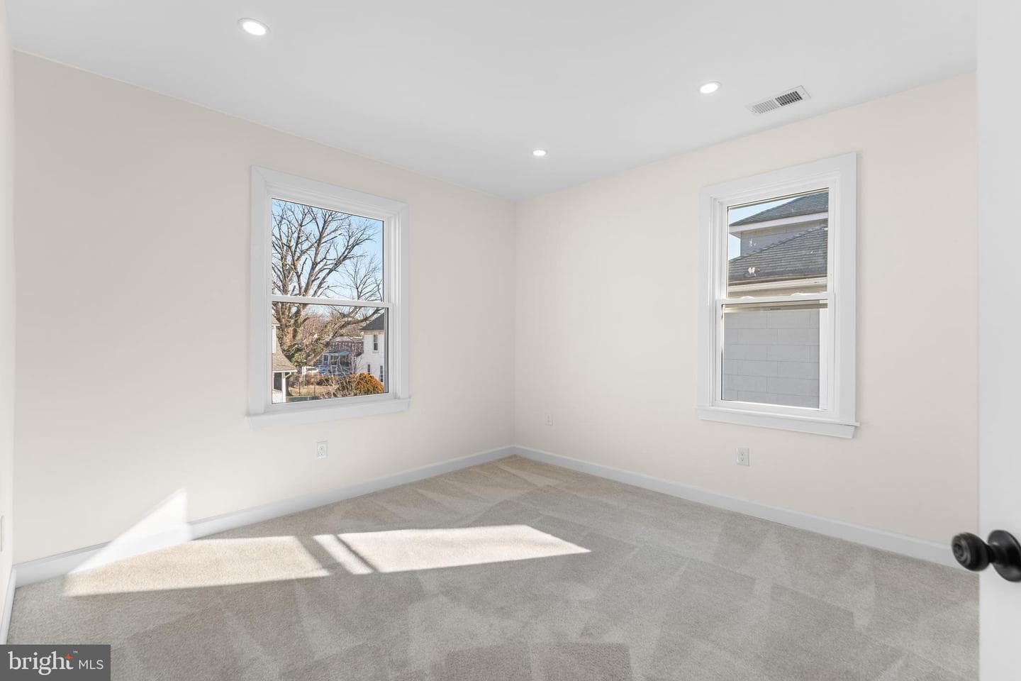 509 Mccabe Avenue photo 33