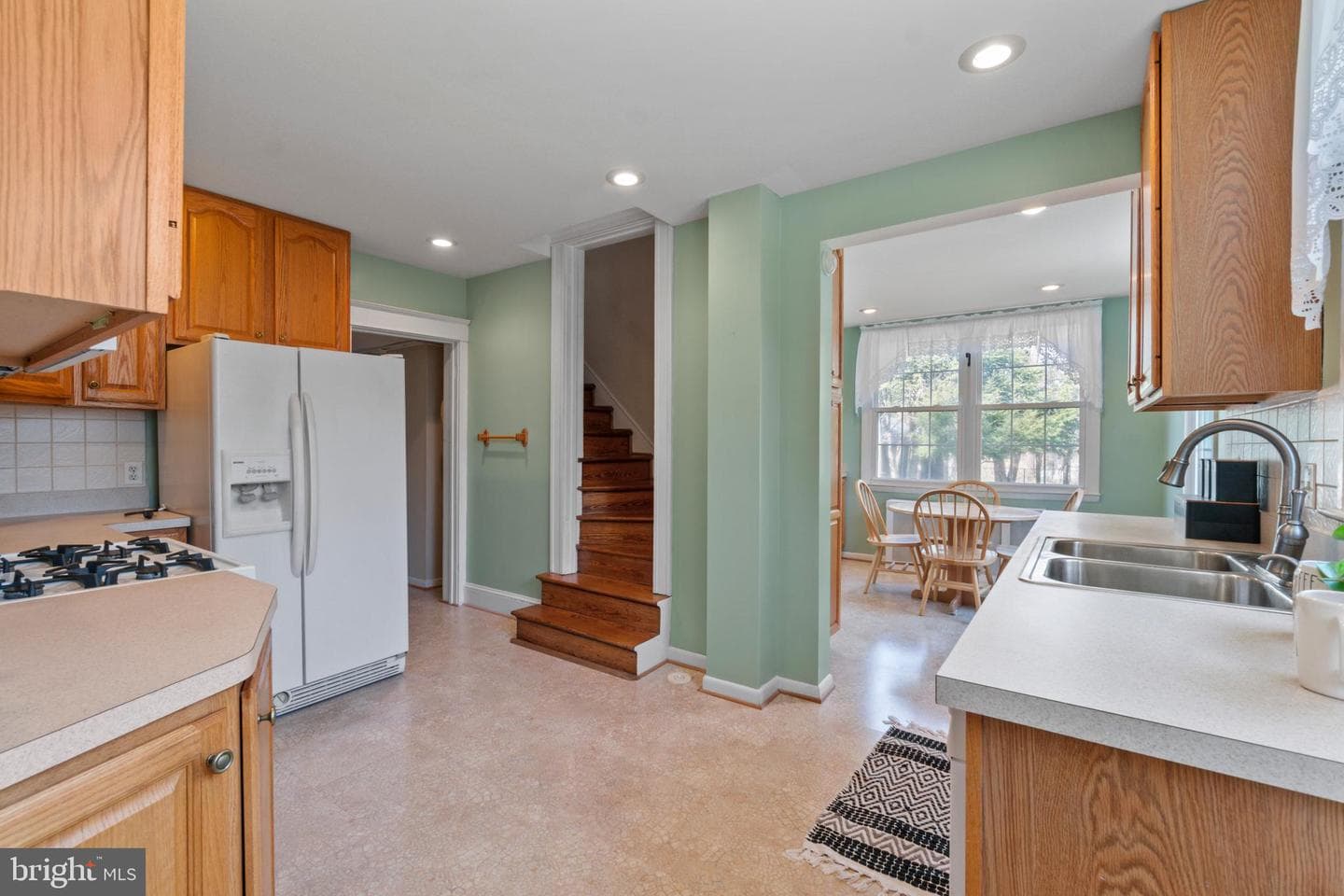 521 Nottingham Road photo 19