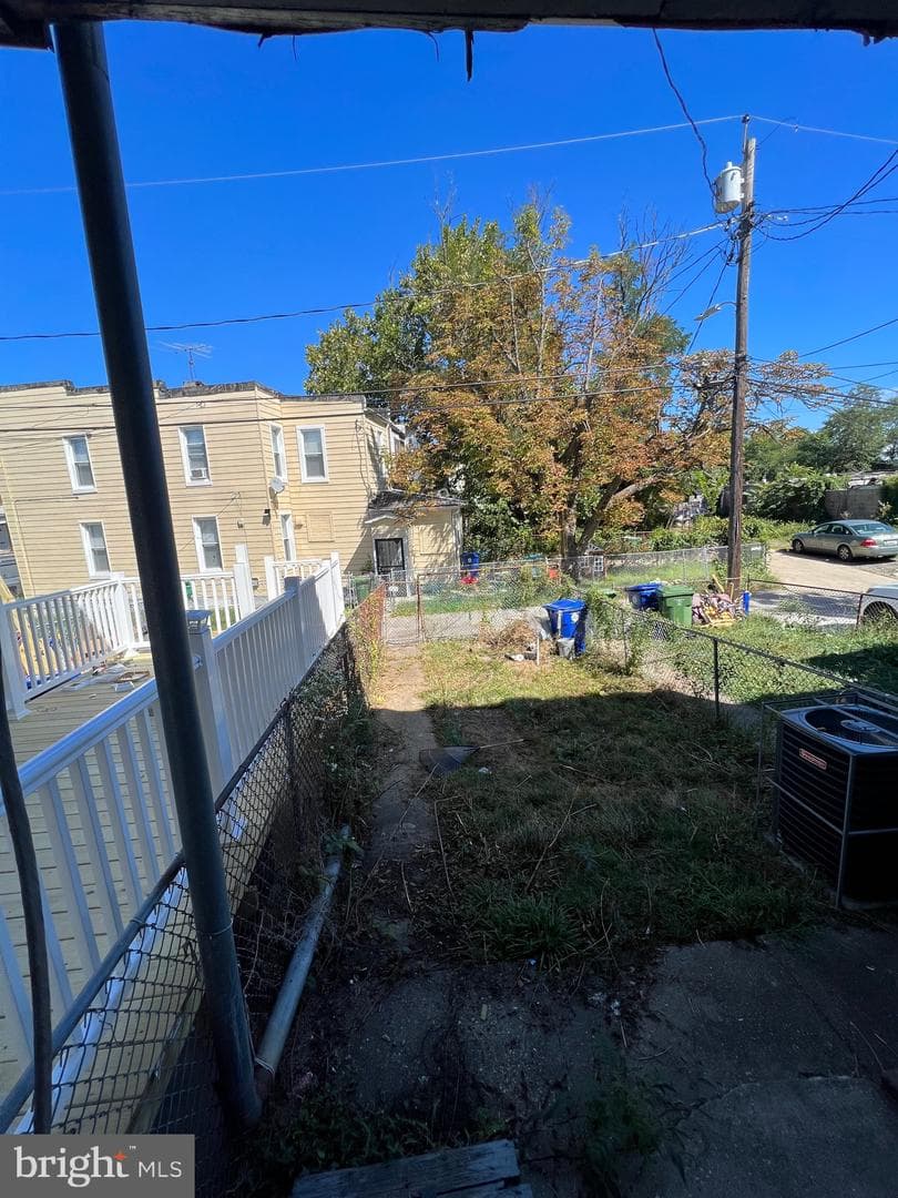 211 S Hilton Street photo 9