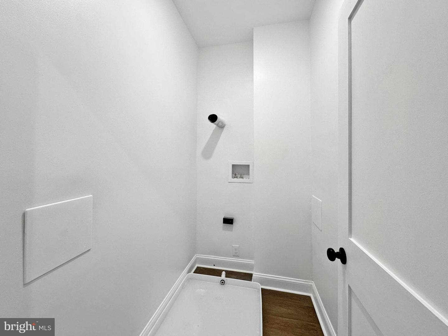 1231 S Carey Street photo 17