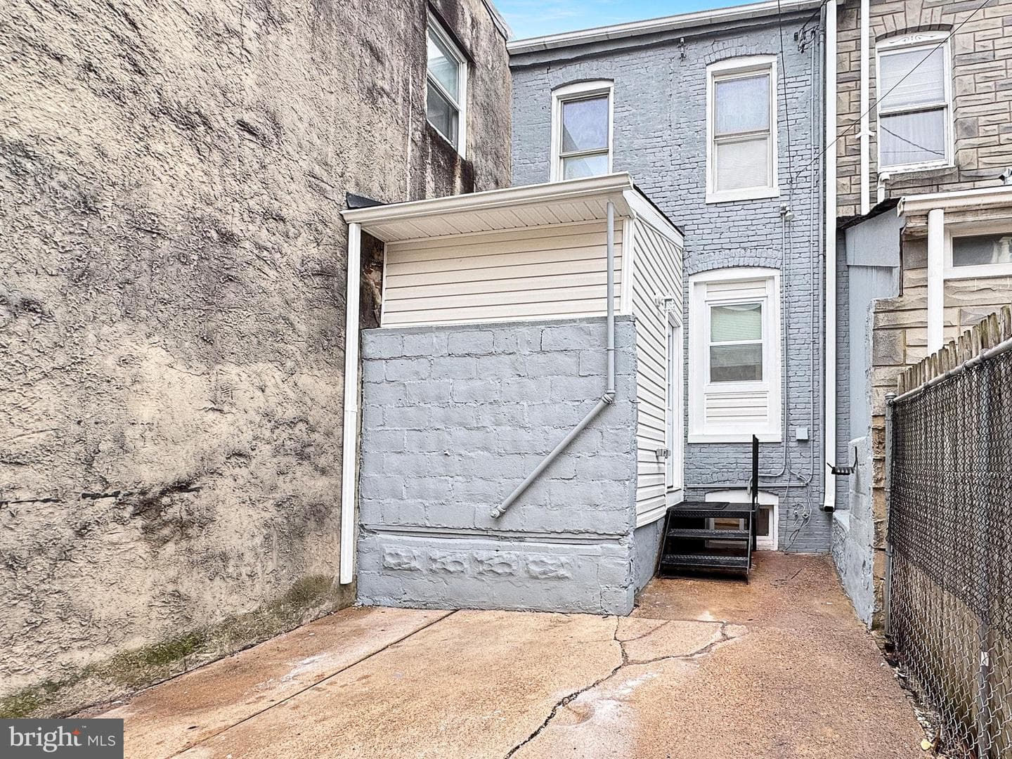 1231 S Carey Street photo 26