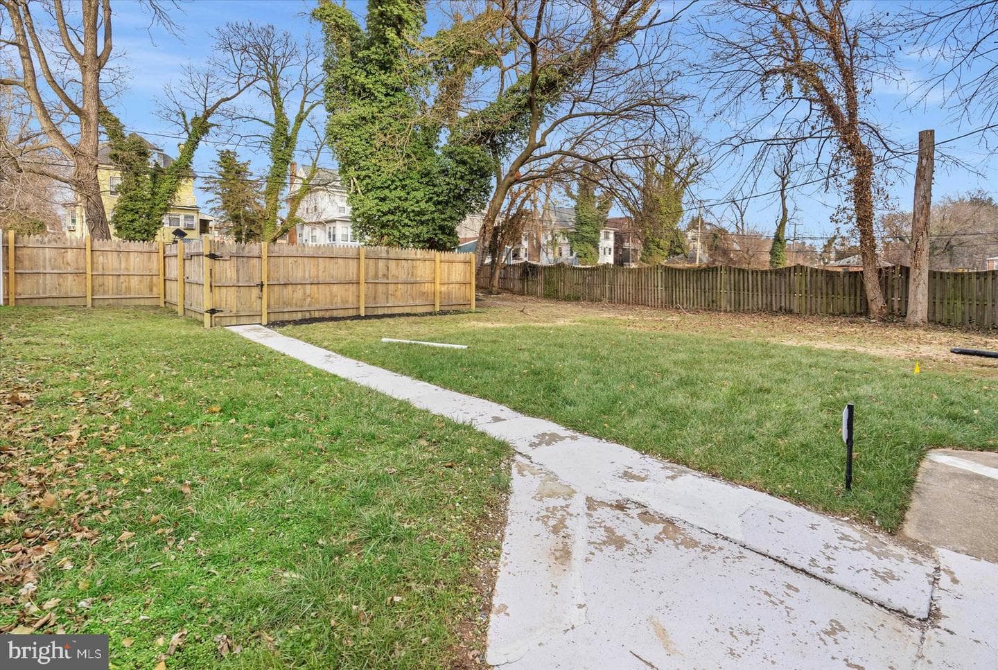 4304 Maine Avenue photo 39