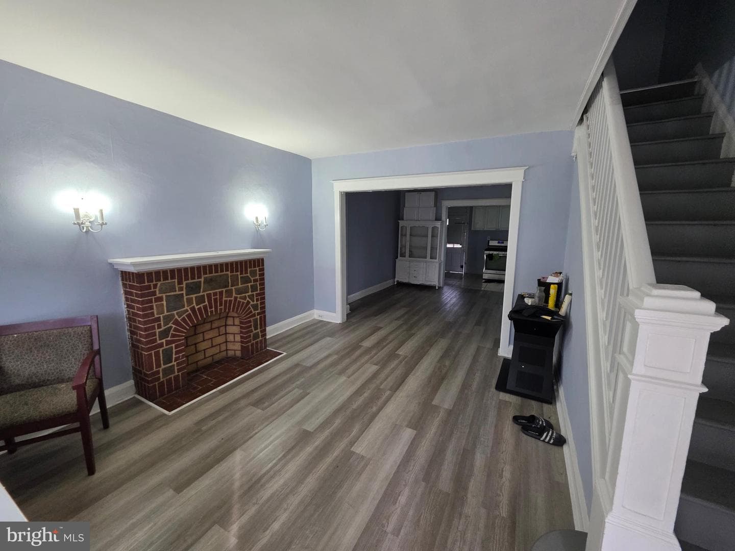 67 N Monastery Avenue photo 3