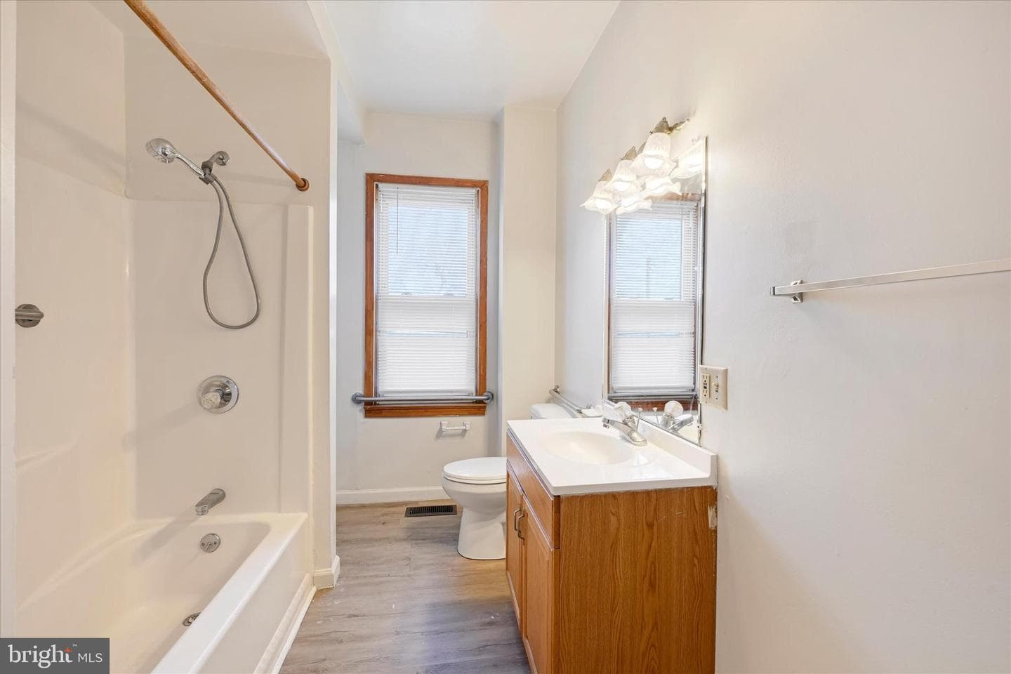 4603 Frankford Avenue photo 18