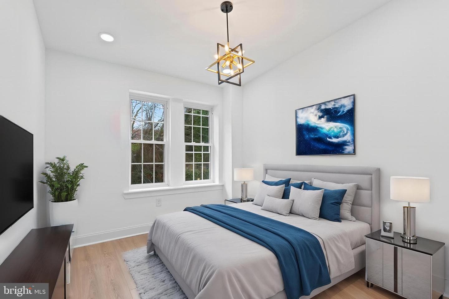 2140 Mount Royal Terrace photo 19