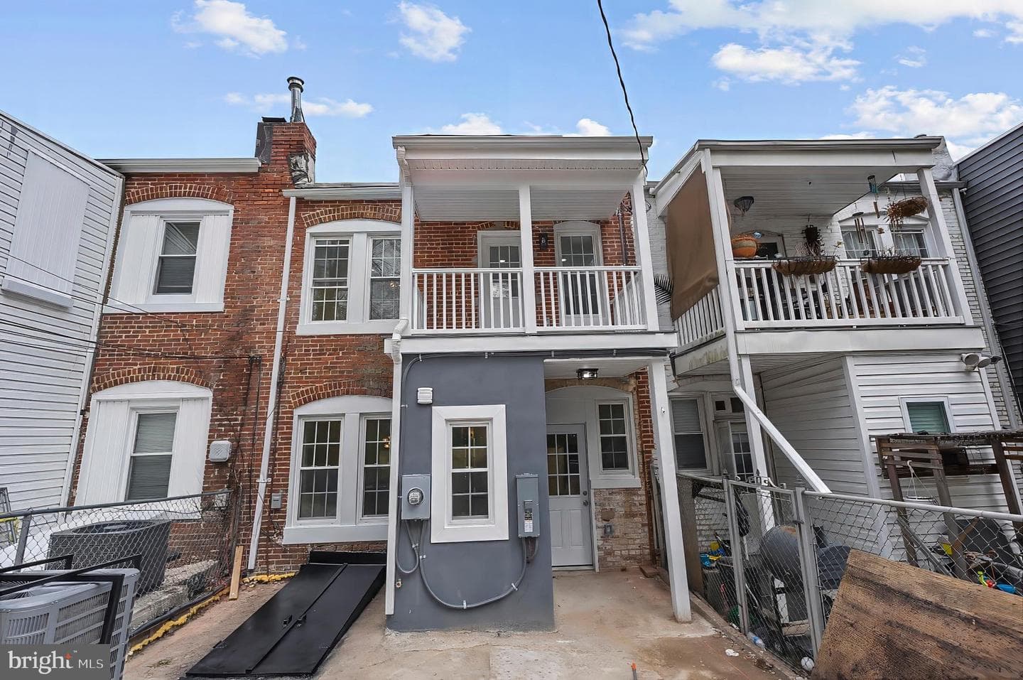 2140 Mount Royal Terrace photo 33