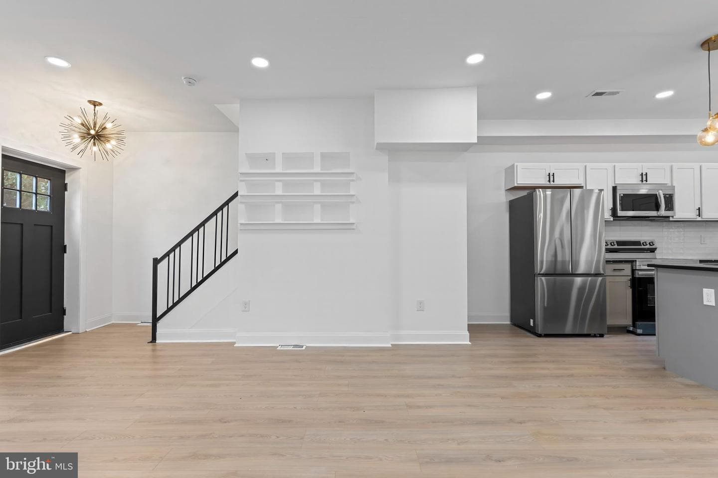2140 Mount Royal Terrace photo 6