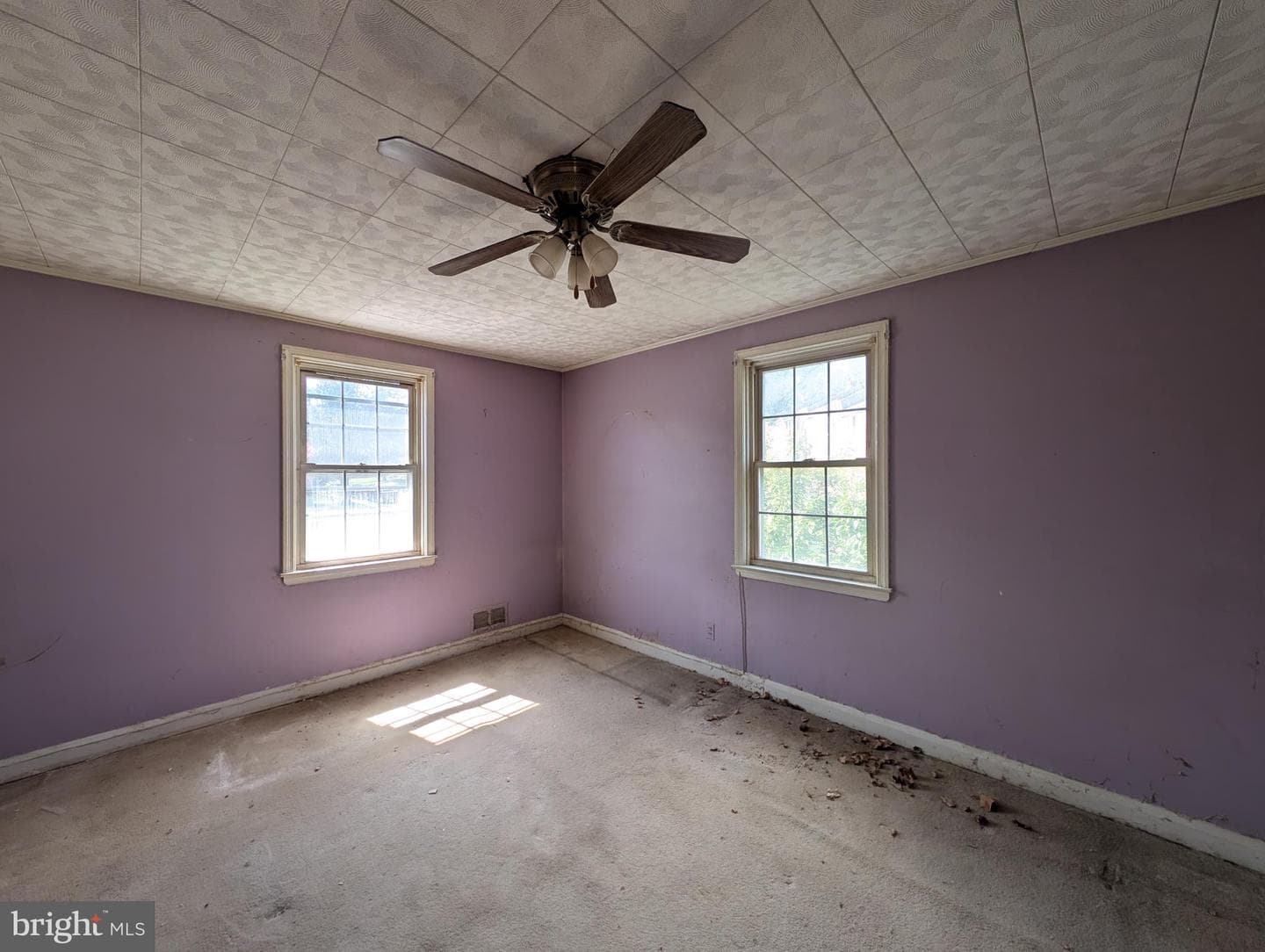215 Medwick Garth E photo 10