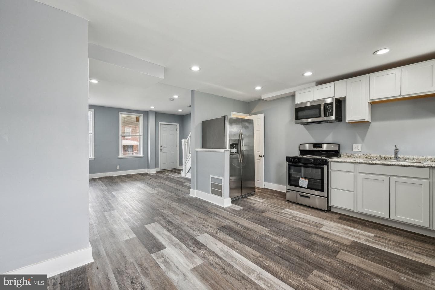 3335 Lyndale Avenue photo 5