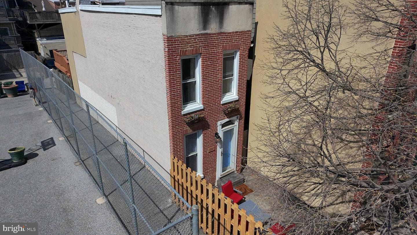1290 Battery Avenue photo 2