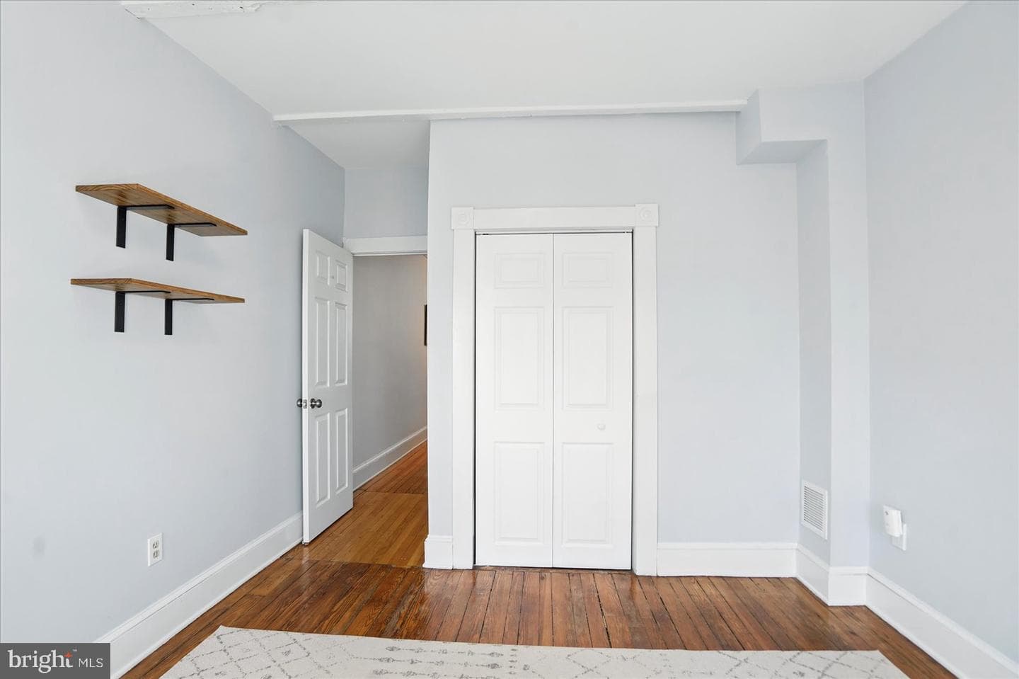 11 Collington Avenue N photo 27