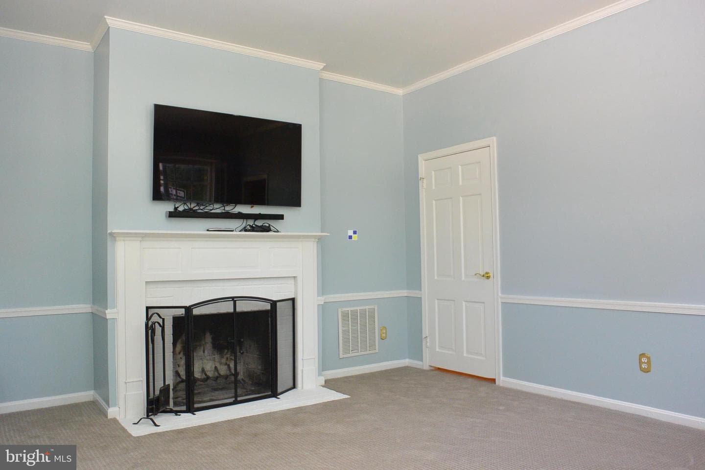 701 Sharp Street photo 12