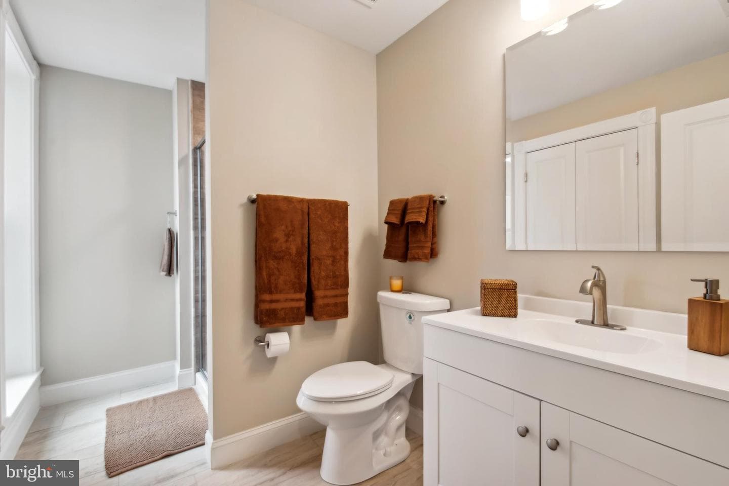 1505 N Broadway photo 20
