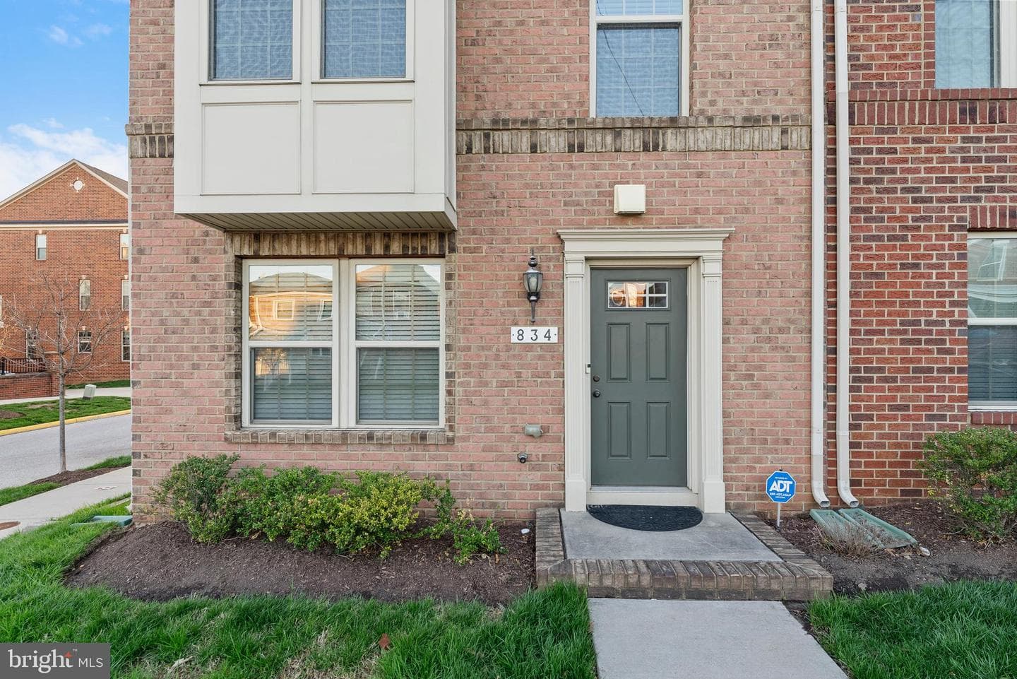 834 Oldham Street photo 4