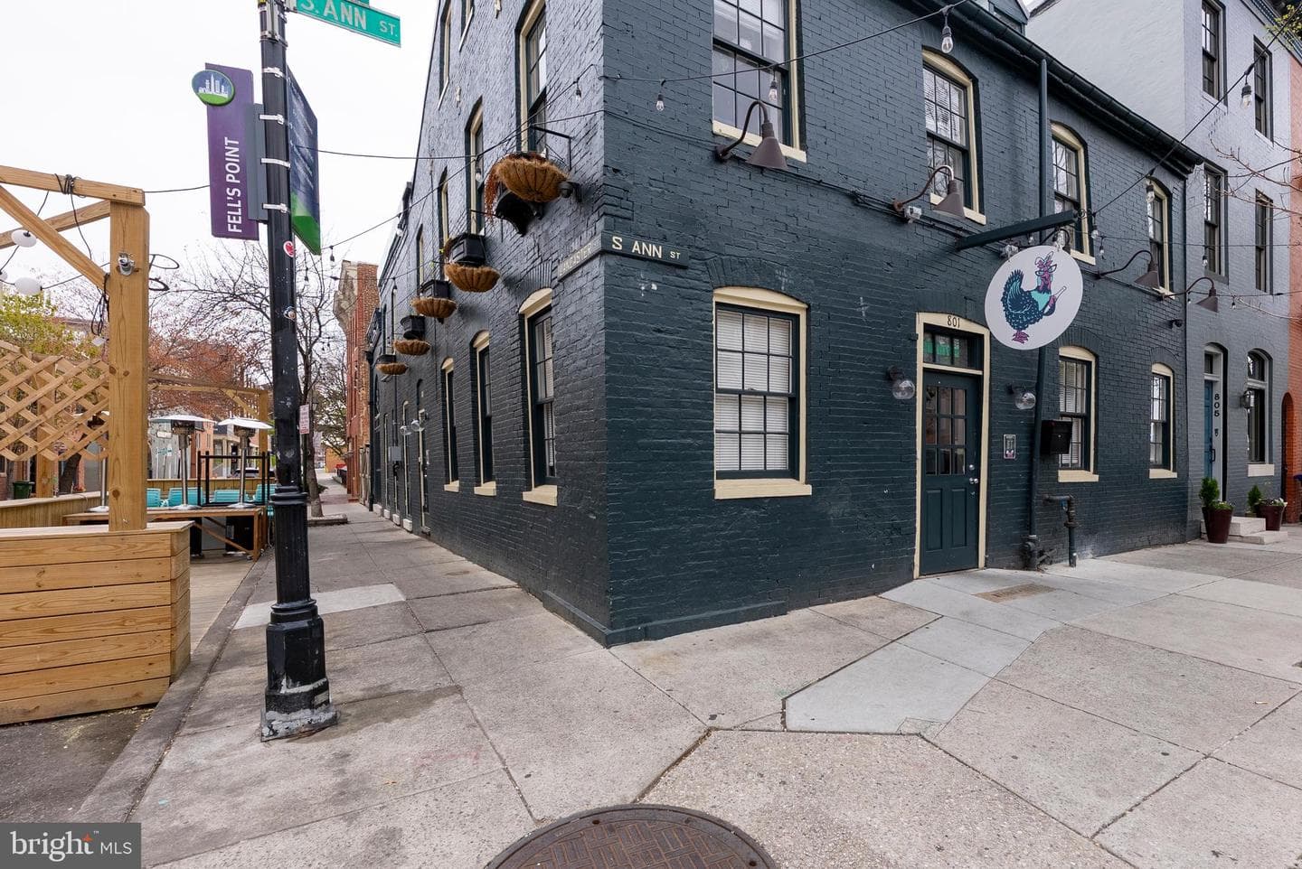 1812 Lancaster Street photo 33