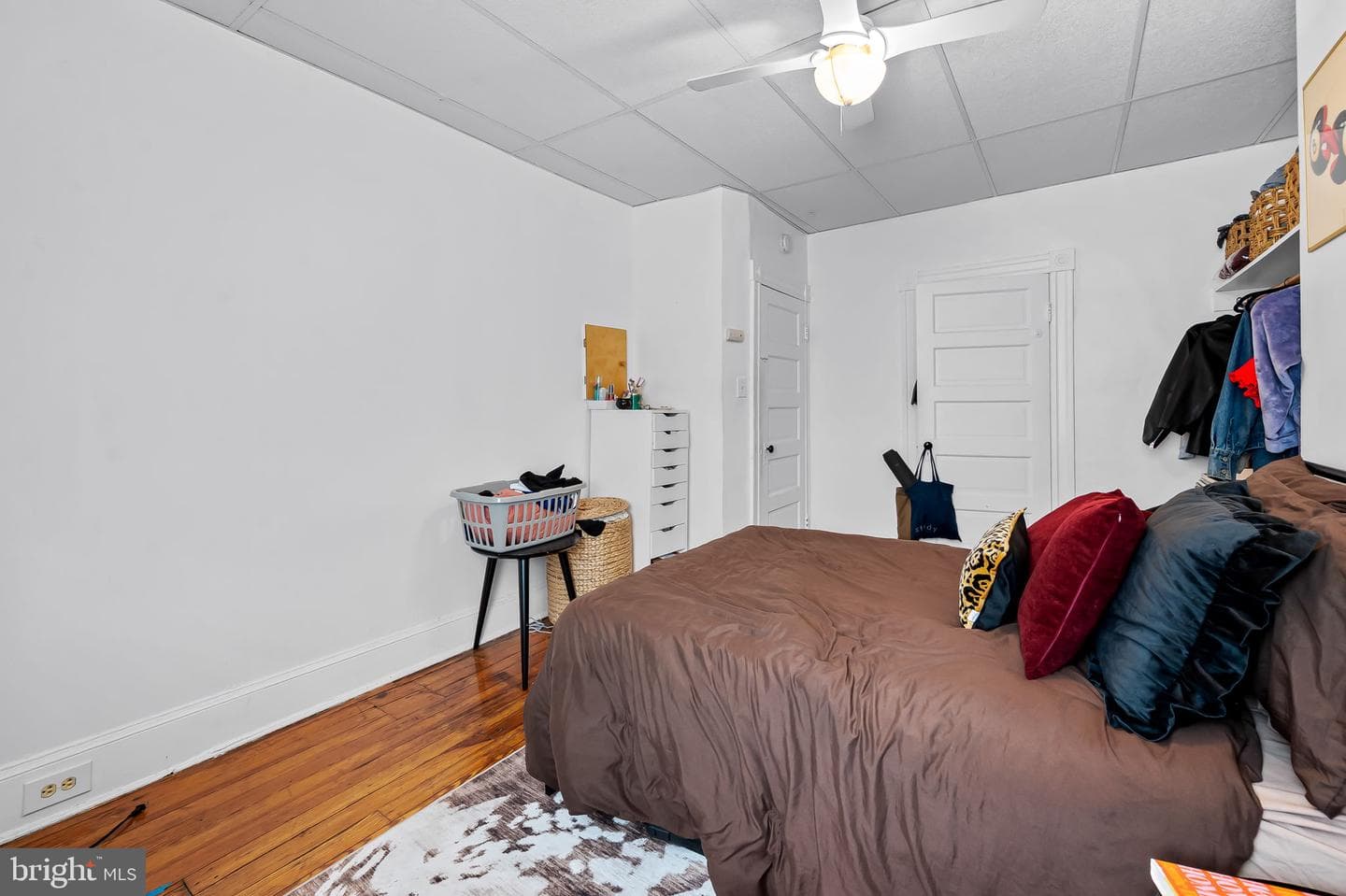 2820 Saint Paul Street photo 15