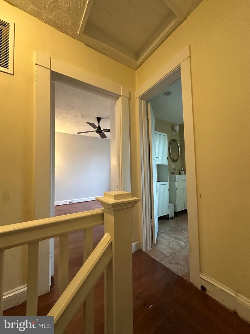 2261 Sidney Avenue photo 10